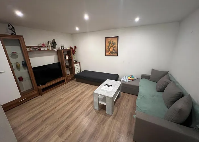 Dovolenkový dom -self-check- 4-room Family House Levice