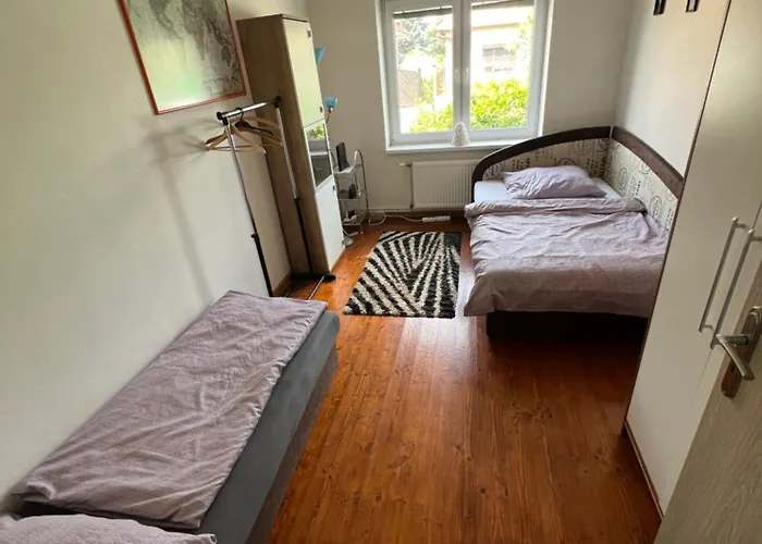 -self-check- 4-room Family House Dovolenkový dom Levice